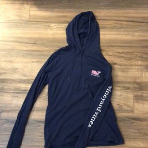 Vineyard Vines S hooded top